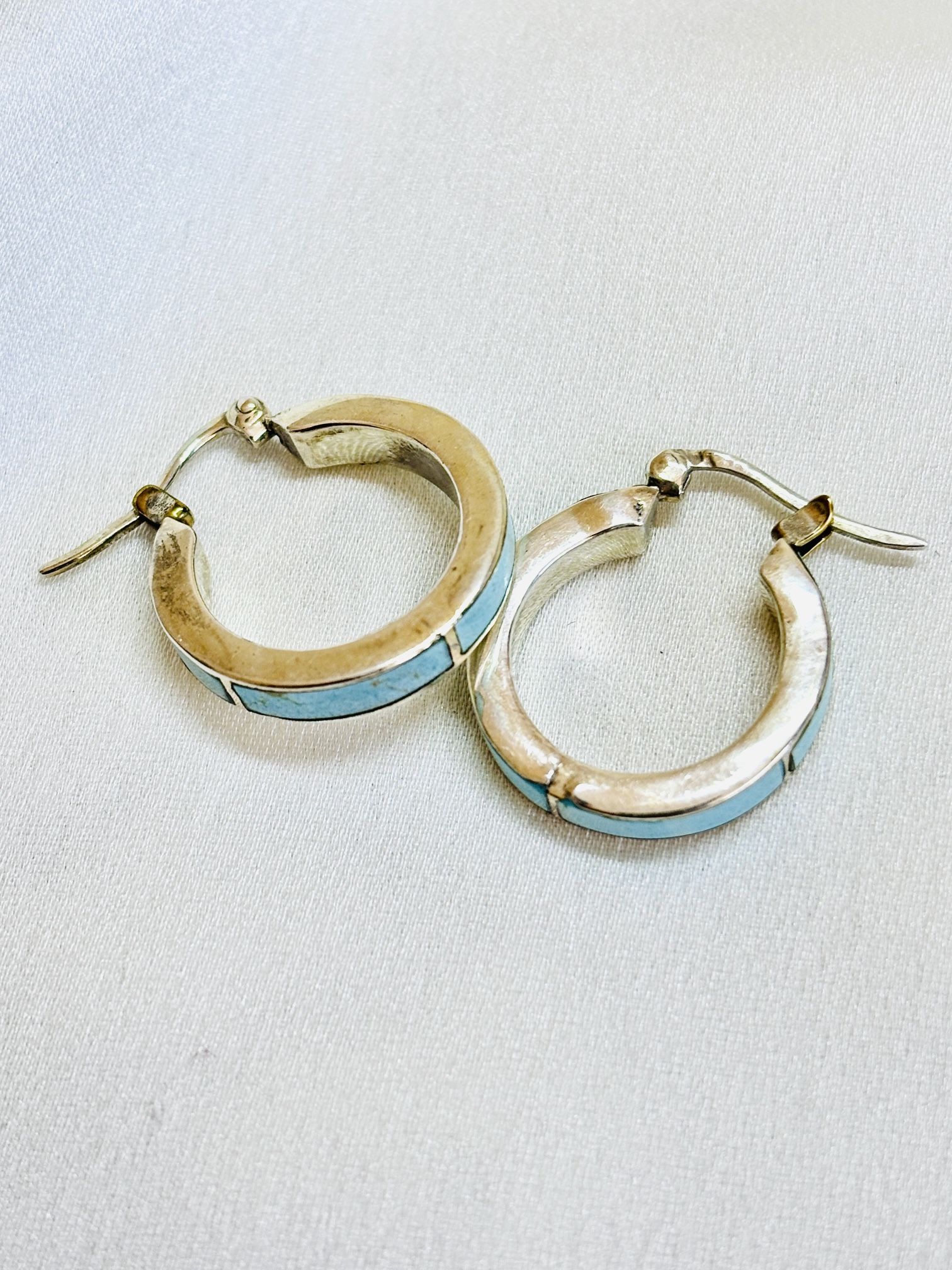 Sterling Silver Turquoise Inlay Hoop Earrings – Vintage Southwest