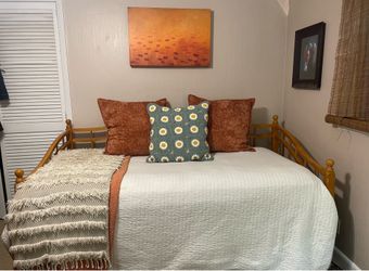 Comfortable Trundle Bed