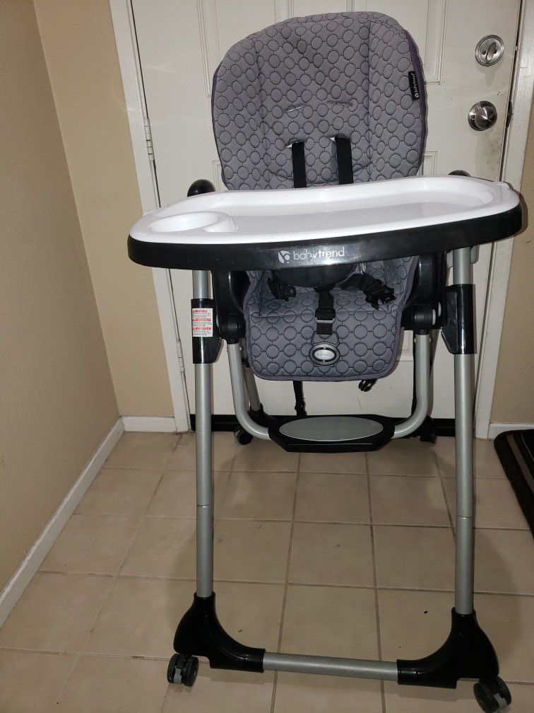 Baby Trend 5 in 1 High Chair