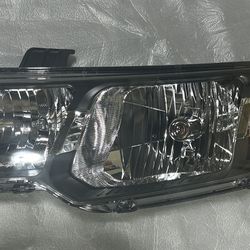 Brand New Driver’s Left Headlight 2010-2013 Kia Forte