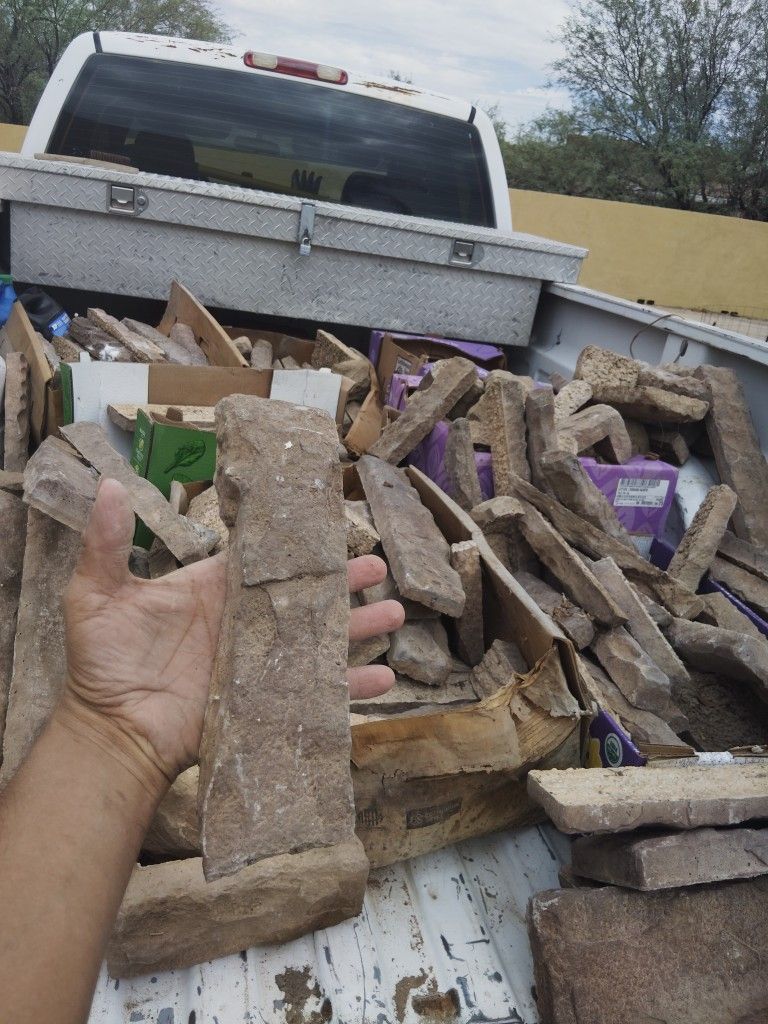 Stone for Pillars and Walls $.. 100 Obo 