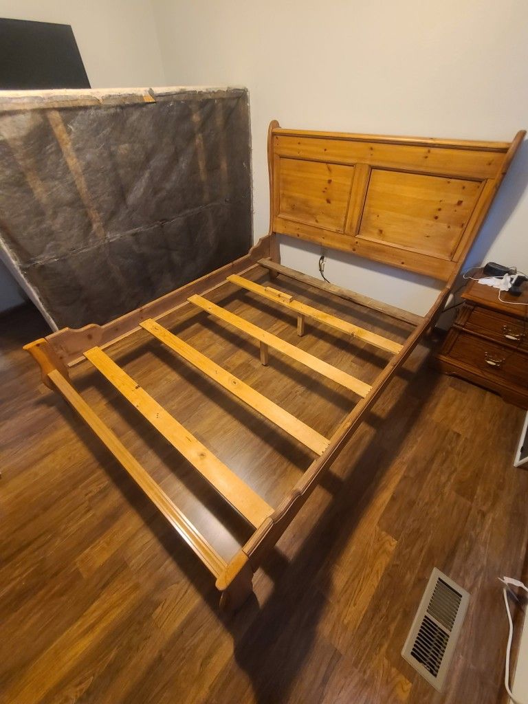 FREE QUEEN SIZE BED FRAME - REAL WOOD