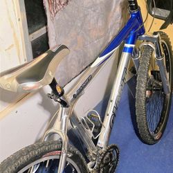 Giant Rainer 26inch Mountain Bike