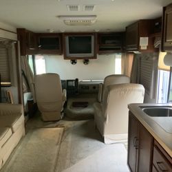 2005 Fleetwood Bounder