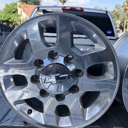 2015 Silverado Duramax 2500HD wheels