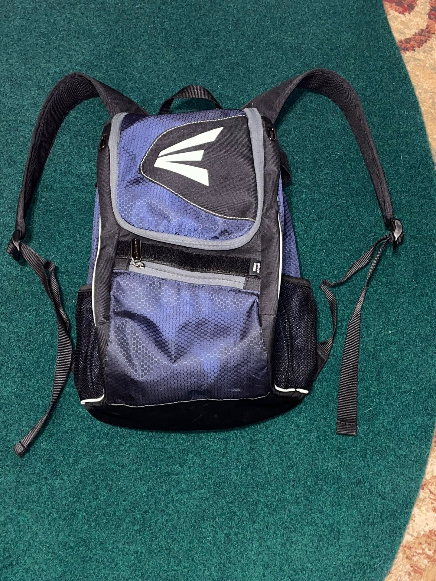 Easton Baseball Softball Backpack Bag 2 Bat Pockets Navy Black MAKE RICKY AN OFFER!!! NOT FIRM ON PRICE!!