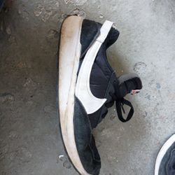 Waffle Nikes 1972