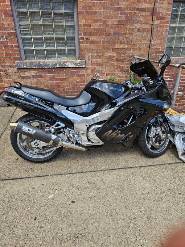 1998 Kawasaki Ninja ZX1100