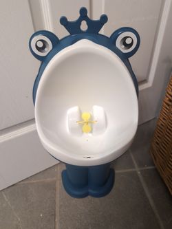 Little Boy Potty Training Urinal