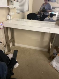 Z Gallerie Table/vanity