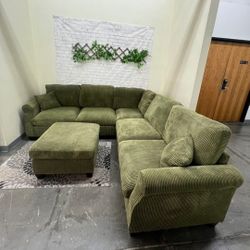 NEW SECTIONAL SOFA 