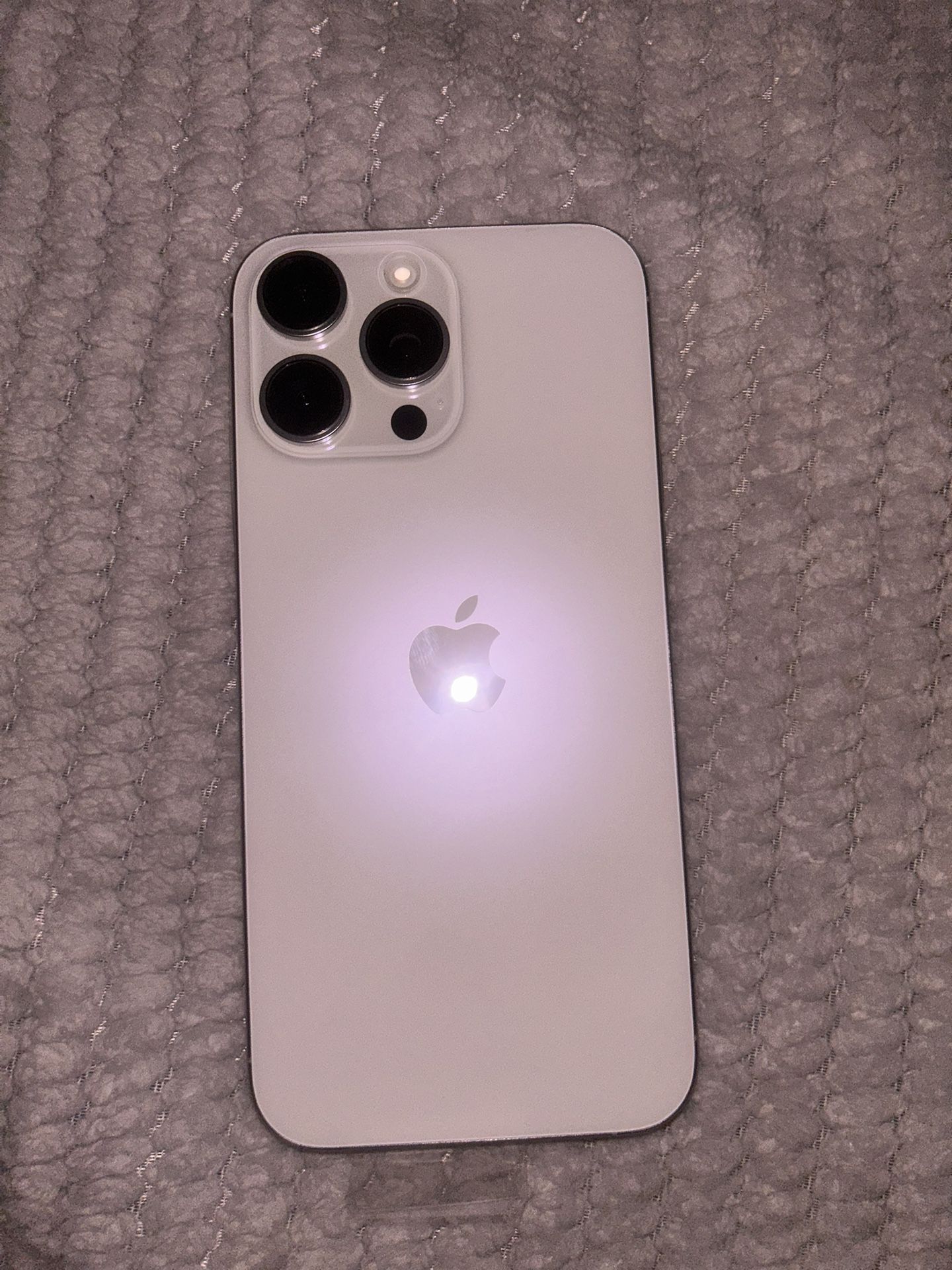 iPhone 16 Plus Pro