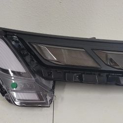 2023 2024 HYUNDAI PALISADE RIGHT PASSENGER SIDE DAYTIME RUNNING LIGHT OEM
