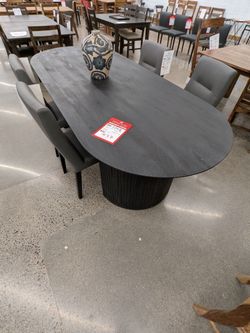 Coburg  Dining Table