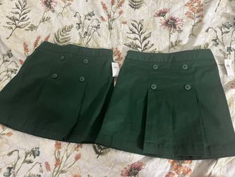 NEW Green Uniforms For Girls. Skorts and Pants.
