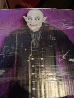 7 ft. Fears. Through. The. Years. Animated. Led. Victorian. Vampire