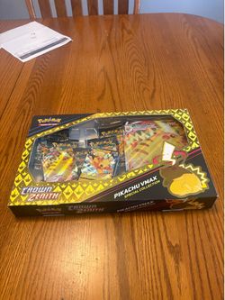 Pokémon TCG: Crown Zenith Pikachu VMAX Special Collection