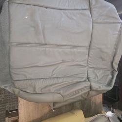 2000-2002 CHEVY SUBURBAN & TAHOE PASSENGER & DRIVER BOTTOM LEATHER SEAT COVER GRAY