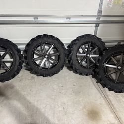 Polaris RZR mud wheels and tires