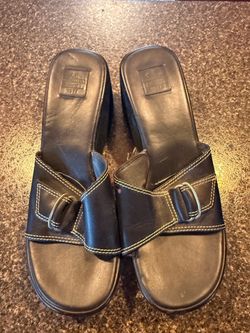 American Eagle wedge sandal