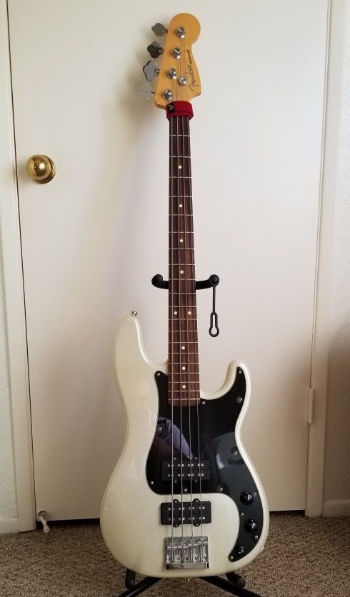 Fender Blacktop Precision Bass MIM