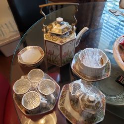 Vintage Japanese, 17 Piece, Tea Set