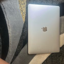 MacBook Pro 0$(read Description)