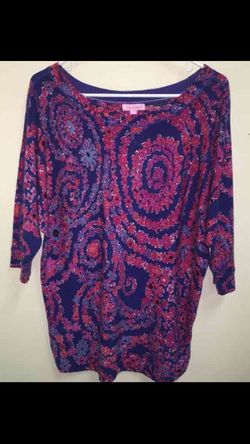 Large Nwot Lilly Pulitzer shirt 3/4