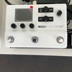 Line 6  HX Stomp Limited-Edition Multi-Effects Pedal White