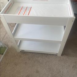 Graco Changing Table 