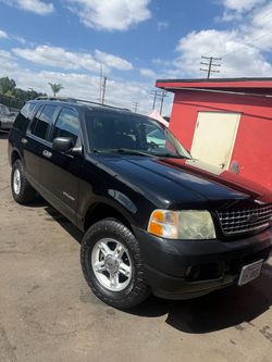 2004 ford explorer xlt