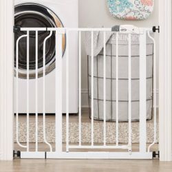 Regalo Safety 29"-38.5" Easy Step Baby Gate