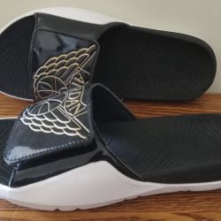 Youth Air Jordan Lightweight  Black Slides  Size 7Y