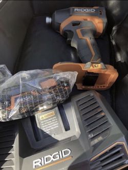 RIDGID R86038SB4 18-Volt Lithium-Ion Cordless Brushless 1/4 in. Impact Driver Kit with 2.0 Ah Battery and 18-Volt Charger