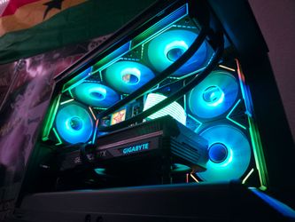 4K Gaming PC - RTX 4070 Ti 12GB | Ryzen 7 7800X3D | 32GB RAM | 2TB NVME SSD