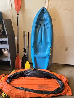 300 Explorer + Lifetime Wave Kayak