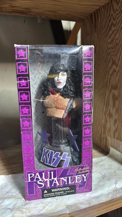 Collectible  statue