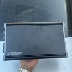 Kicker CX1200 Amp