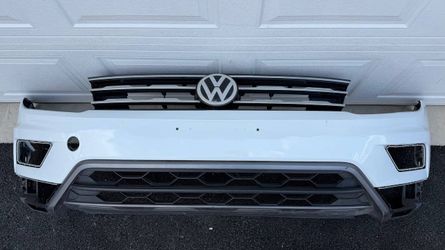 WHITE VOLKSWAGEN TIGUAN FRONT BUMPER 2018 2019 2020 2021