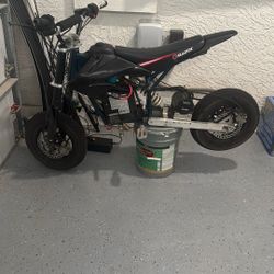 96v Razor Mini E-bike 