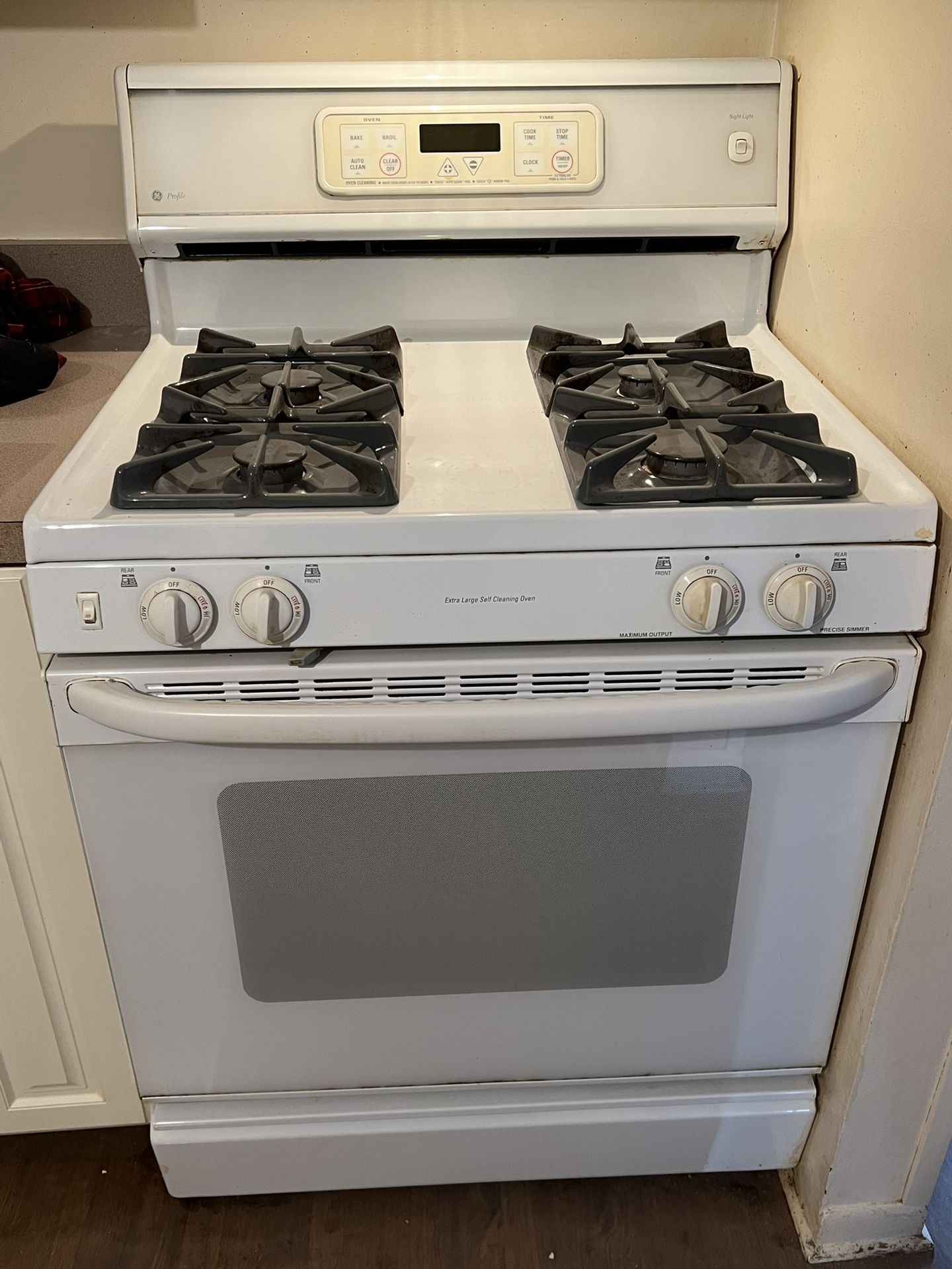 GE Gas Range