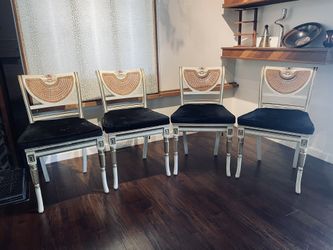 Clive Christian Regency Style Hand-Painted Caned Chairs with Coat of Arms 4 Dining Or Accent  Designer Chairs