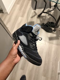 Jordan UNC BLACK 5s