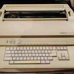 Brother EM-530 Model BEM-530 Electronic Typewriter Word Processor