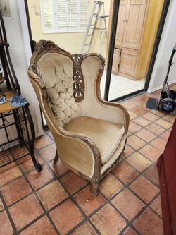 Victorian Chair with arm rests