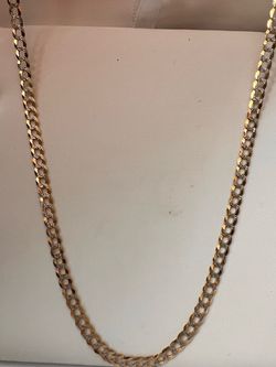 Beautiful Solid 14k yellow gold Cuban chain with diamond cut, paved two tone