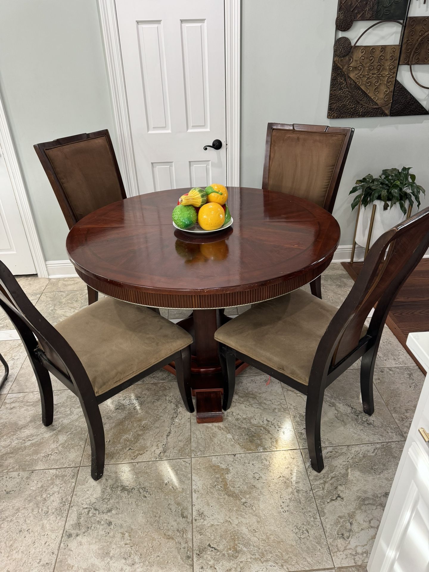 Dinnig Table Selling As Is