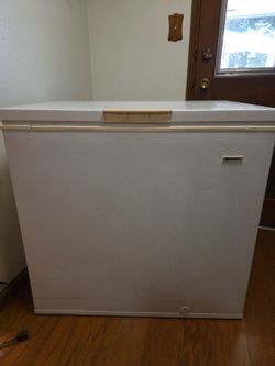Frigidaire Deep Feezer