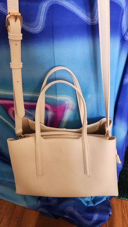 Purse/Bag/Satchel – NEW/Unused – Multiple Pockets
