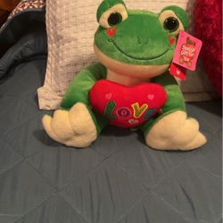  Pillow $8.00El Osito Es Musical $5.00 Y La Rana $5.00